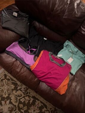 Woman's bundle size medium/5items